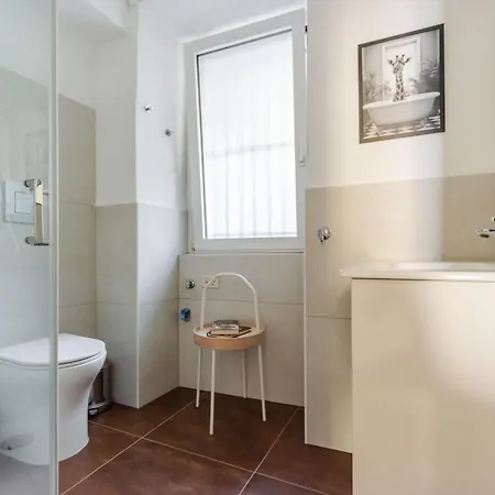 Twins 664 By Letstay * Catania